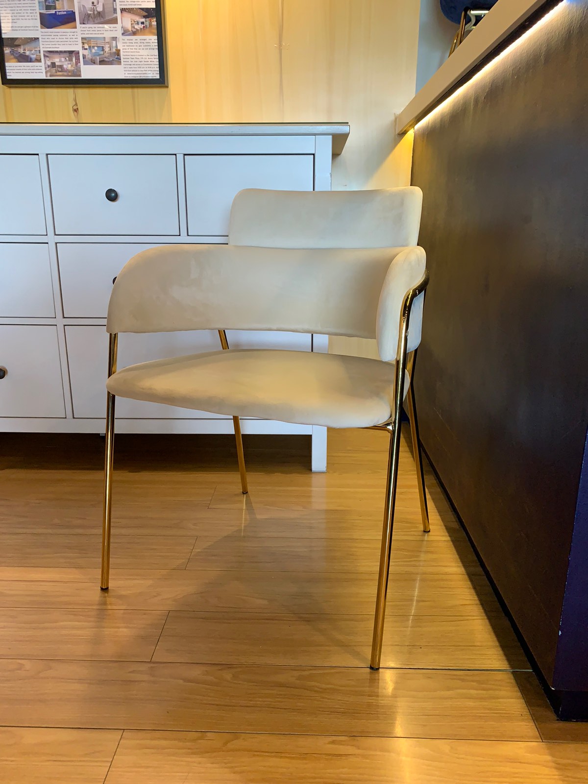 Huddle Chair (White) Furniture Source Philippines